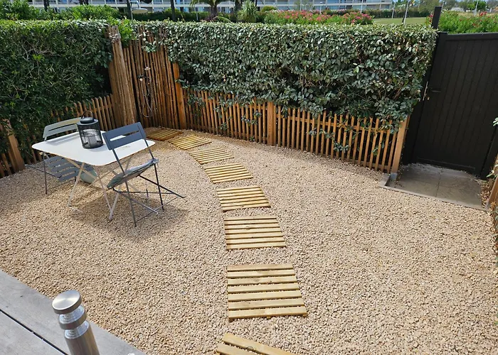 Zen Et Le Grau-du-Roi